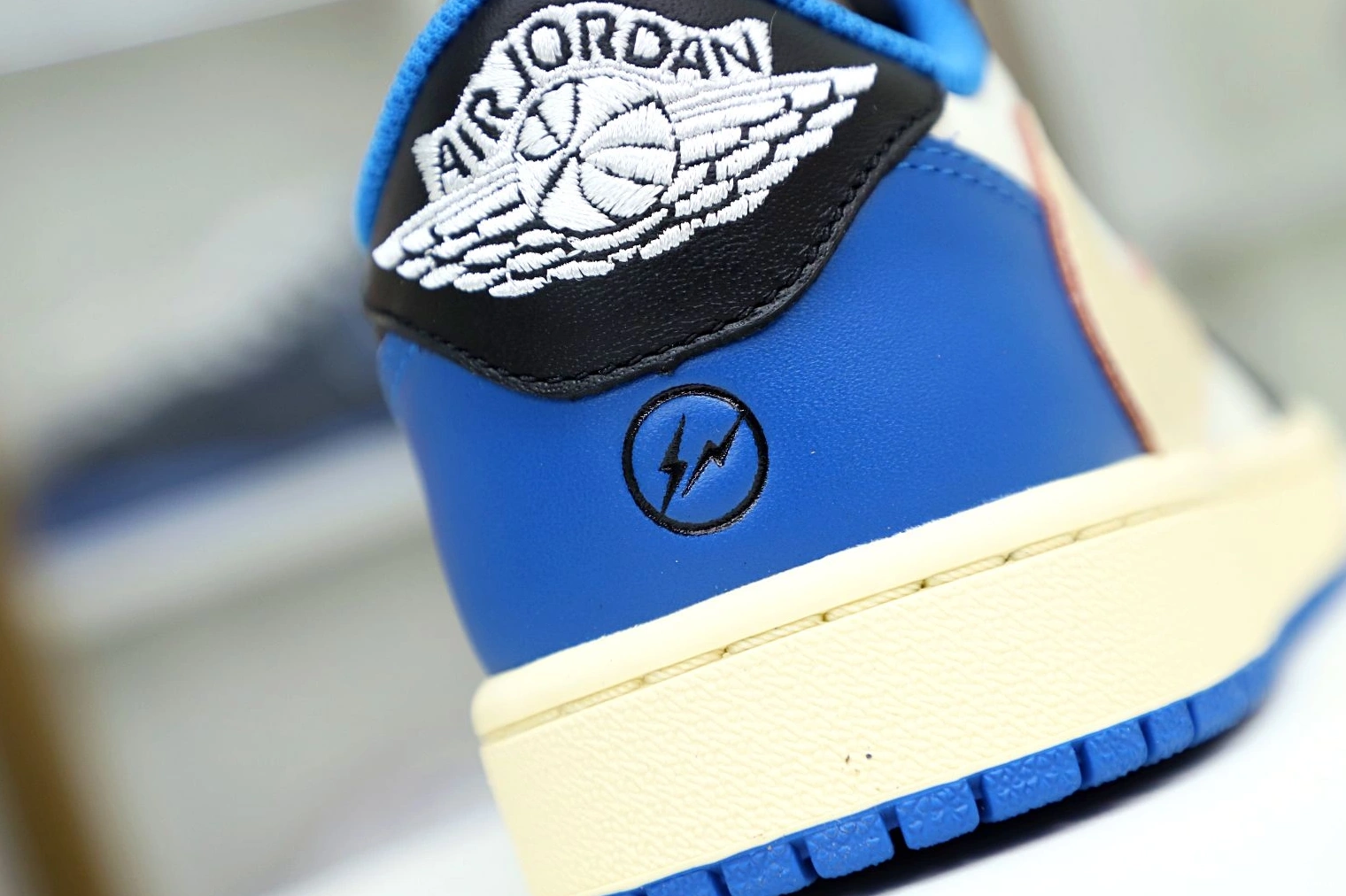TRAVIS AIR DESIGN JORDAN FRAGMENT 1 X X LOW SCOTT 0817